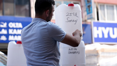 İzmir'deki su kesintileri bidon satışlarını ikiye katladı