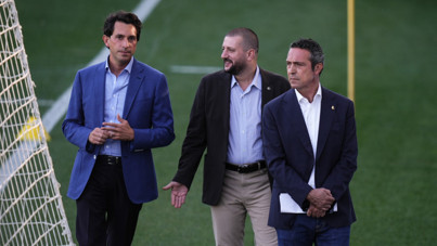 Ali Koç ve yöneticiler, Fenerbahçe antrenmanında