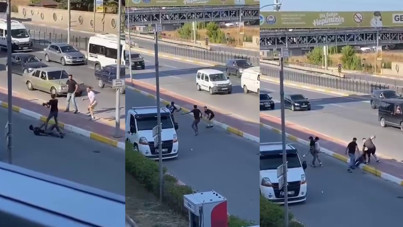 Trafikte çekiçli sopalı kavga