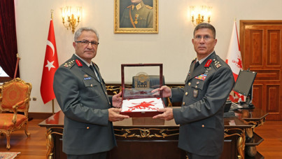 Orgeneral Metin Tokel, görevini Korgeneral Bahtiyar Ersay’a devretti