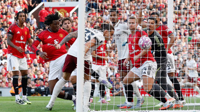 Altay Bayındır'ın yediği gol, MANU taraftarını çıldırttı