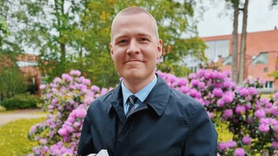 Genç siyasetçi parlamentoda yaşamına son verdi