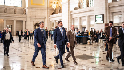 Başkan Yardımcısı ve Savunma Bakanı'na protesto