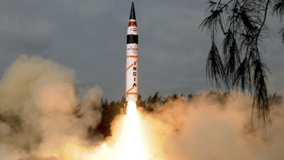 Hindistan'dan Çin'in iç kesimlerine ulaşabilen balistik füze denemesi