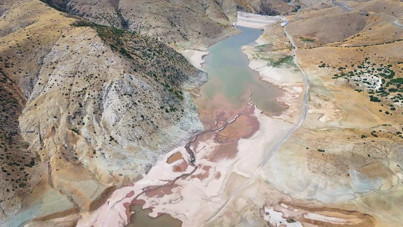 Sert tepki: Milyonlarca liraya rağmen susuz kaldı, beceriksizlik