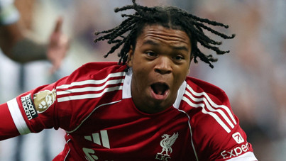 Liverpool'u 16 yaşındaki Rio Ngumoha kurtardı: 90+10'da mucize!