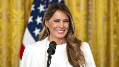 First Lady gülerek teklifi reddetti