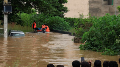 Şiddetli yağışlar ülkeyi esir aldı: Çok sayıda ölü var