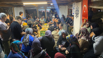 2 asırlık gelenek: Yine toplandılar, tam üç saat sürdü