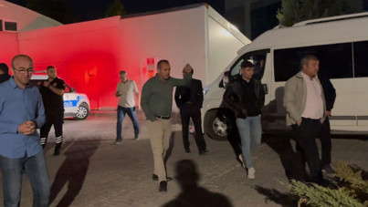 Ambulansı kilometrelerce kovalayıp, başhekimlik bahçesine bir minibüs adam çağırdılar