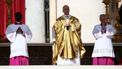 Papa milenyum kuşağının ilk azizini ilan etti