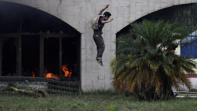 Sosyal medya kısıtlandı Nepal birbirine girdi: Çok sayıda ölü var