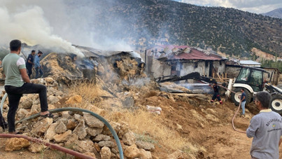 Ahırda çıkan yangında 10 büyükbaş hayvan öldü