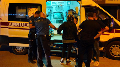 Zile bastı, kapıyı açınca bıçaklayıp kaçtı