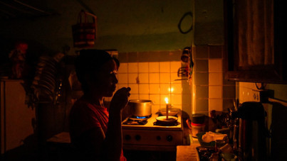 Bu yıl 4. kez oluyor: Ülke karanlığa gömüldü