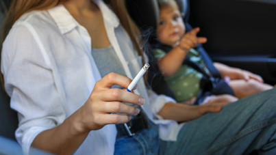 Çocuğu sigara içen ebeveyne 4.800 TL ceza geliyor