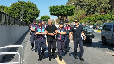 Eski belediye başkanı adliyeye böyle getirildi