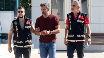 Boşandığı eşini eşarpla boğarak öldürdü