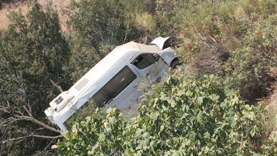 Aydın’da öğrenci servisi uçuruma yuvarlandı: 5 yaralı