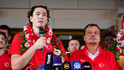 Cedi Osman'dan buruk sevinç: 24 yıl sonra finale çıkıp ülkemize madalya getirdik