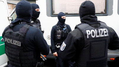 Almanya'da yüzlerce bomba ihbarı panik yarattı