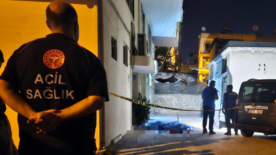 Evinin önünde silahlı saldırıya uğradı, hayatını kaybetti