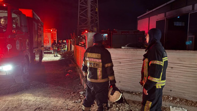 Plastik fabrikasında yangın: 1 işçi zehirlendi