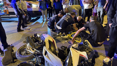 Otomobille motosiklet çarpıştı: Yaralılar var