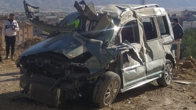 Virajı alamadı: 1’i ağır 4 yaralı