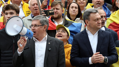 Moldova'da seçimleri AB yanlısı parti kazandı: Avrupa kucak açtı