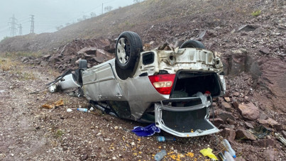 Otomobil şarampole devrildi: Sürücü ağır yaralı