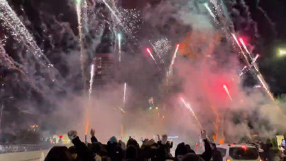 Liverpool'a İstanbul'da uykusuz gece: Havai fişek sürprizi