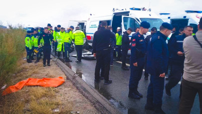 Otoyolda feci kaza: 2 asker şehit oldu, 1 sivil öldü, 3 kişi yaralı