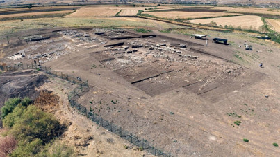12 bin yıllık Çayönü Tepesi'nde 8 mezar gün yüzüne çıkarıldı