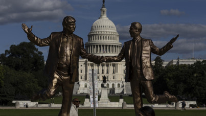 Trump ve Epstein'in heykeli ortaya çıktı