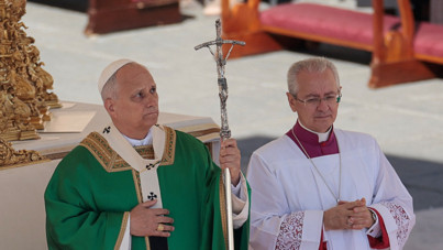 Papa 14. Leo da dayanamadı: Tık avcılığı yapmayın