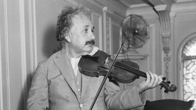 Einstein’ın kemanı Lina'ya milyon dolar