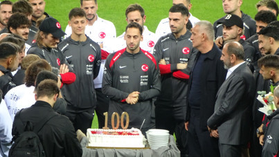 Hakan Çalhanoğlu için 100. maç pastası