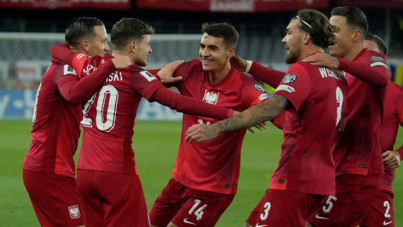 Szymanski, geceye damga vurdu: Kornerden gol attı, Polonya'yı zafere taşıdı