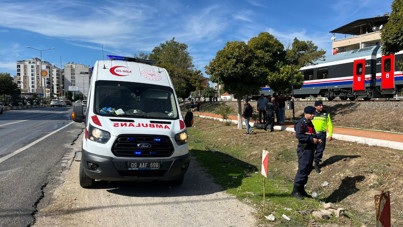 Torununu kurtarmak isteyen kadına tren çarptı