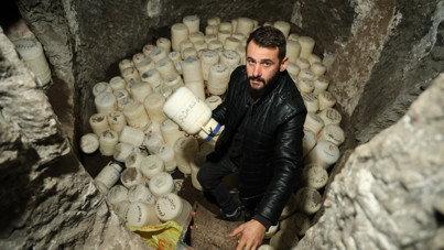 Sivas’ın ünlü “peynir oteli” yeniden doldu: 6 ay mağarada dinlenecekler