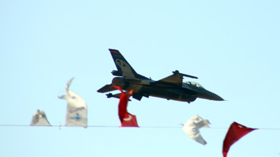 SOLOTÜRK'ten Kayseri semalarında gösteri uçuşu