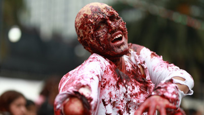 Meksika'da 'zombiler' yürüyüşü