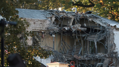 Beyaz Saray'da yıkım başladı: Balo salonu tartışma yarattı