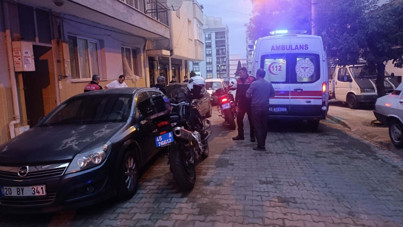 Dayı-yeğen bıçaklı kavgada birbirlerini yaraladı