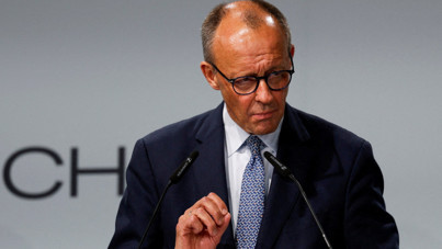 Almanya Başbakanı, aşırı sağcı partiye kapıyı kapattı