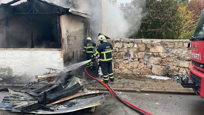 Sivas’ta iki katlı ev yandı: Kundaklama şüphesiyle bir kişi gözaltında