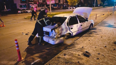 Erzincan'da iki otomobil çarpıştı: 1 yaralı