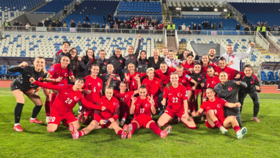 A Milli Kadınlar, Kosova'yı dağıttı