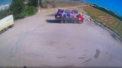 Tonlarca tekstil atığını sahile döktü, polis devreye girdi